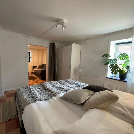 Laegenhet Soeder Om Landsvaegen D Apartment Skivarp Exterior photo