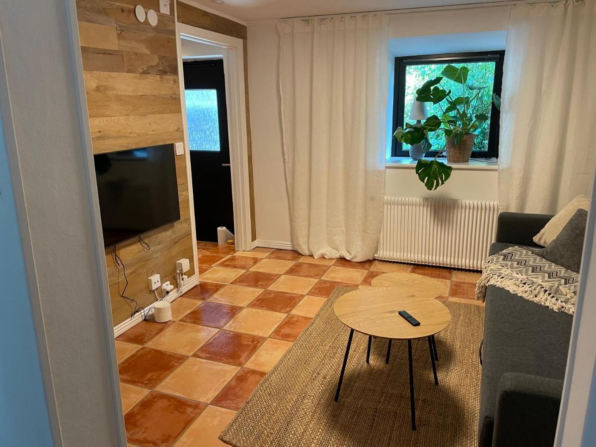 Laegenhet Soeder Om Landsvaegen D Apartment Skivarp Exterior photo