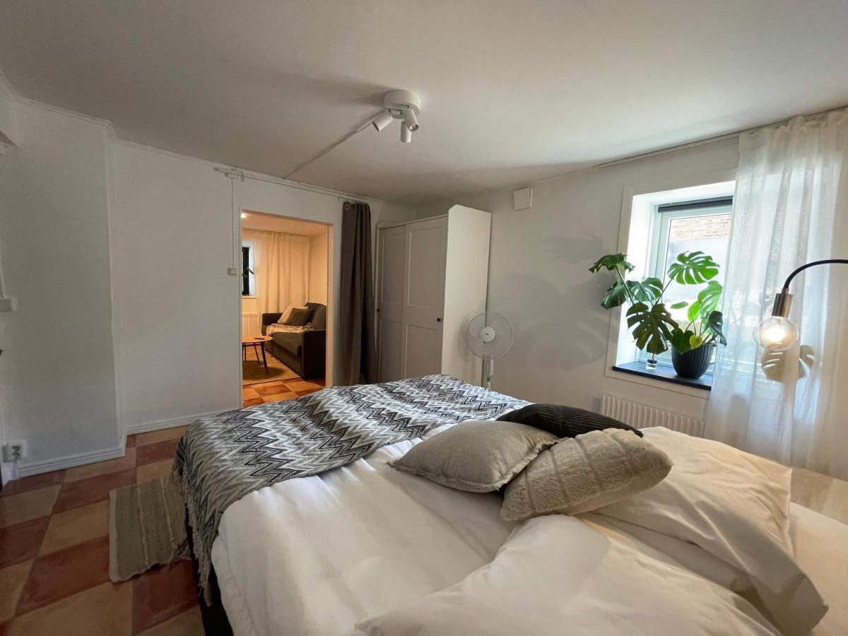 Laegenhet Soeder Om Landsvaegen D Apartment Skivarp Exterior photo